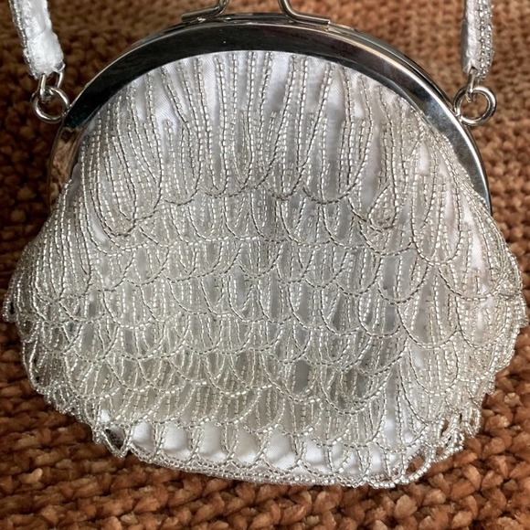 COPY - La Regale Mini White Beaded Bag - Picture 1 of 11
